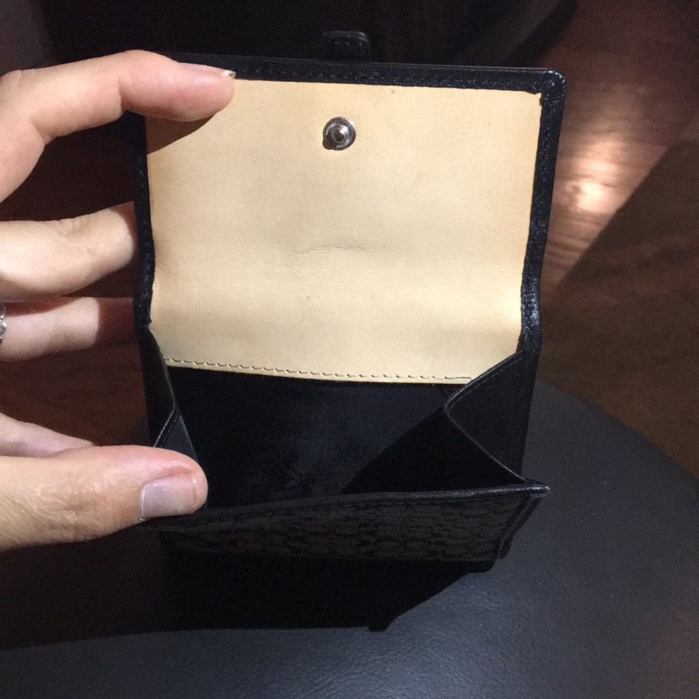 Coach wallet - Picture 2 of 4